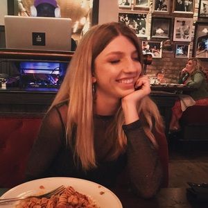 Meet your Posher, Sophia